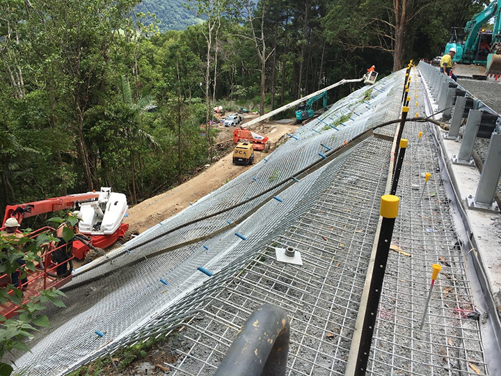 Reconstruction works at main landslip site on Tomewin Mountain Road