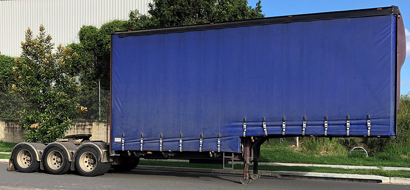 Image showing the side view of an example of a lead/middle trailer