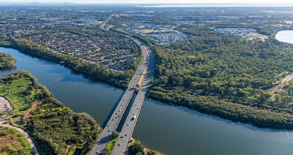 Gateway motorway and Bruce Highway North Brisbane to Moreton Bay Region aerial image