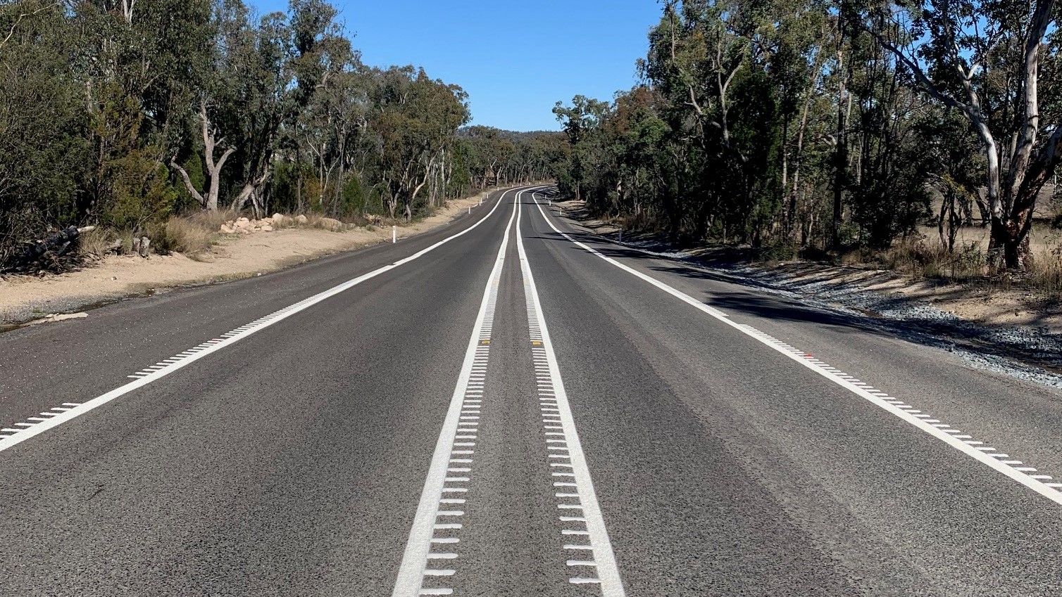 Gatton-Helidon Road: wide centre line to improve the separation between vehicles travelling in opposite directions