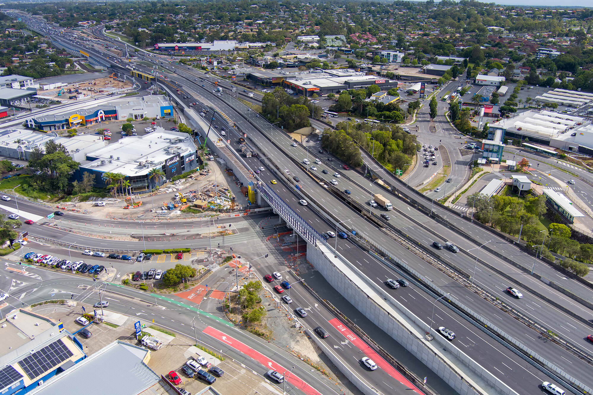 An aerial view of the Pacific Motorway Eight Mile Plains to Daisy Hill upgrade project. 